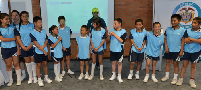 FIFA capacita a más de 700 docentes