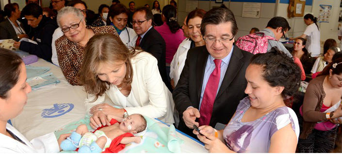 http://www.minsalud.gov.co/Fotos_grandes_home_2014/Primera-Dama-ViceSalud.jpg