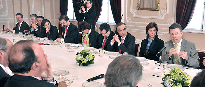 casanarino-consejogremial-min-may-2011.gif
