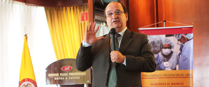luis-fernando-correa-may-09-2011.gif