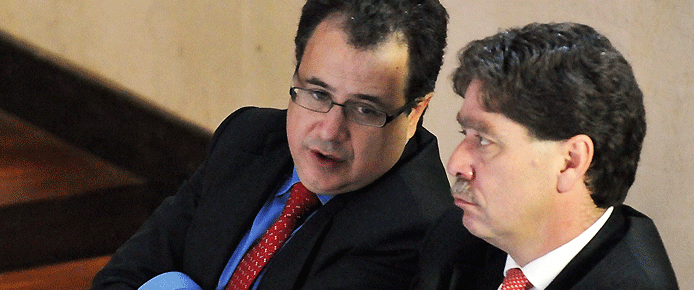 min-corteconst-cara-elespectador.gif
