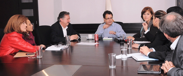 ministro-reuni-pediatria-nov-25-11.gif