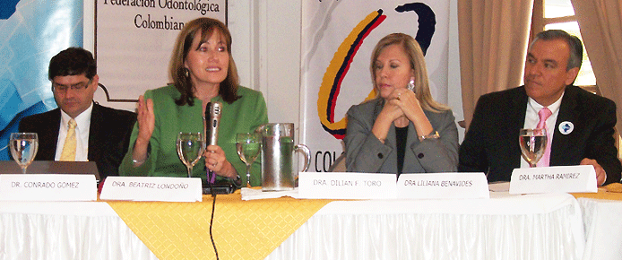 vicesalud-foro-sistema-salud-jun-2-2011.gif